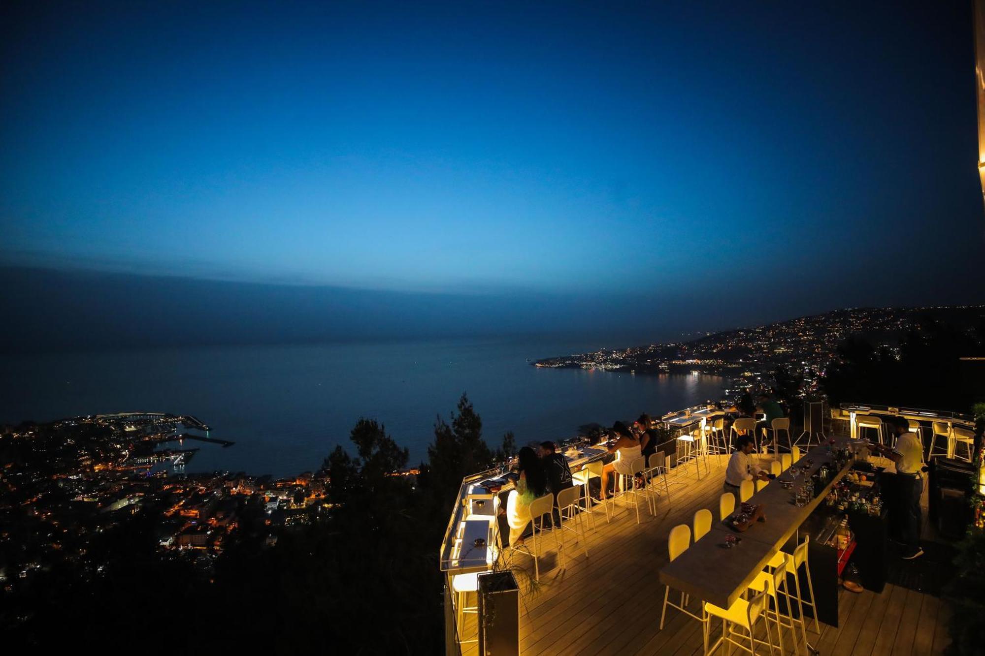Bay Lodge Boutique Hotel Jounieh Exterior photo